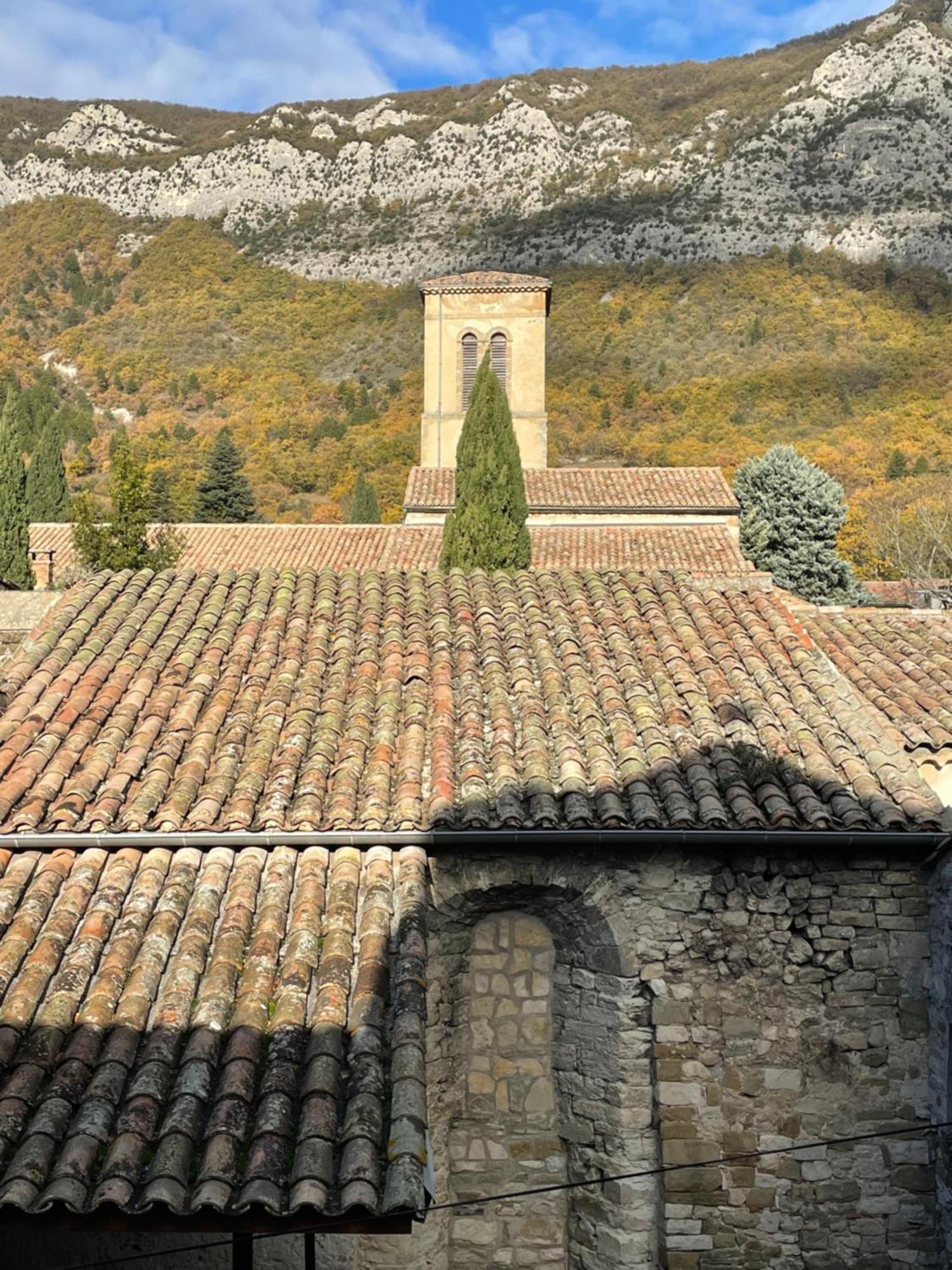 Les Appartements Du Saint Thiers, La Provence Dans Un Coin De La Drome Et L'Esprit D'Une Maison D'Hotes A サウ  エクステリア 写真