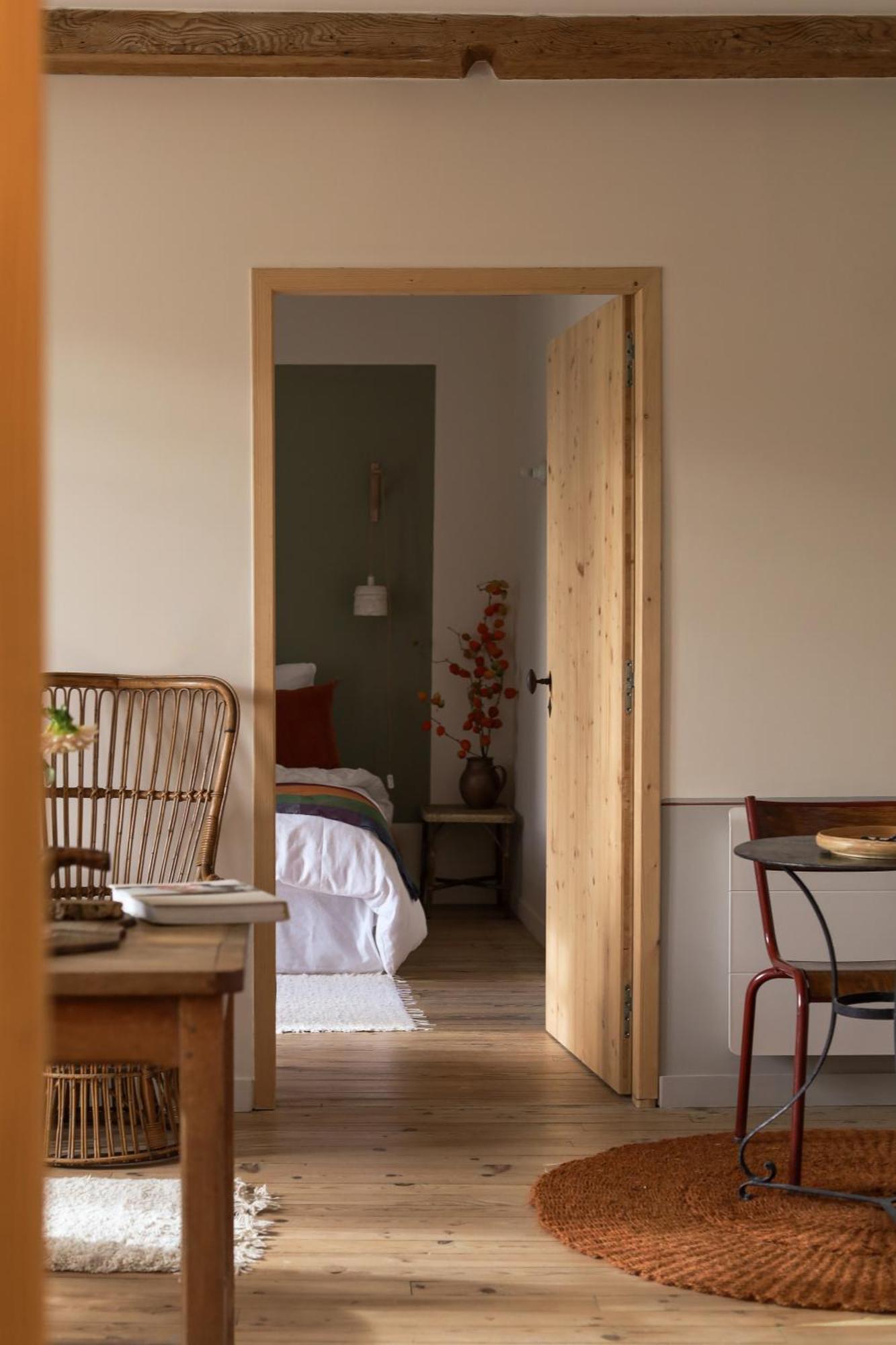 Les Appartements Du Saint Thiers, La Provence Dans Un Coin De La Drome Et L'Esprit D'Une Maison D'Hotes A サウ  エクステリア 写真